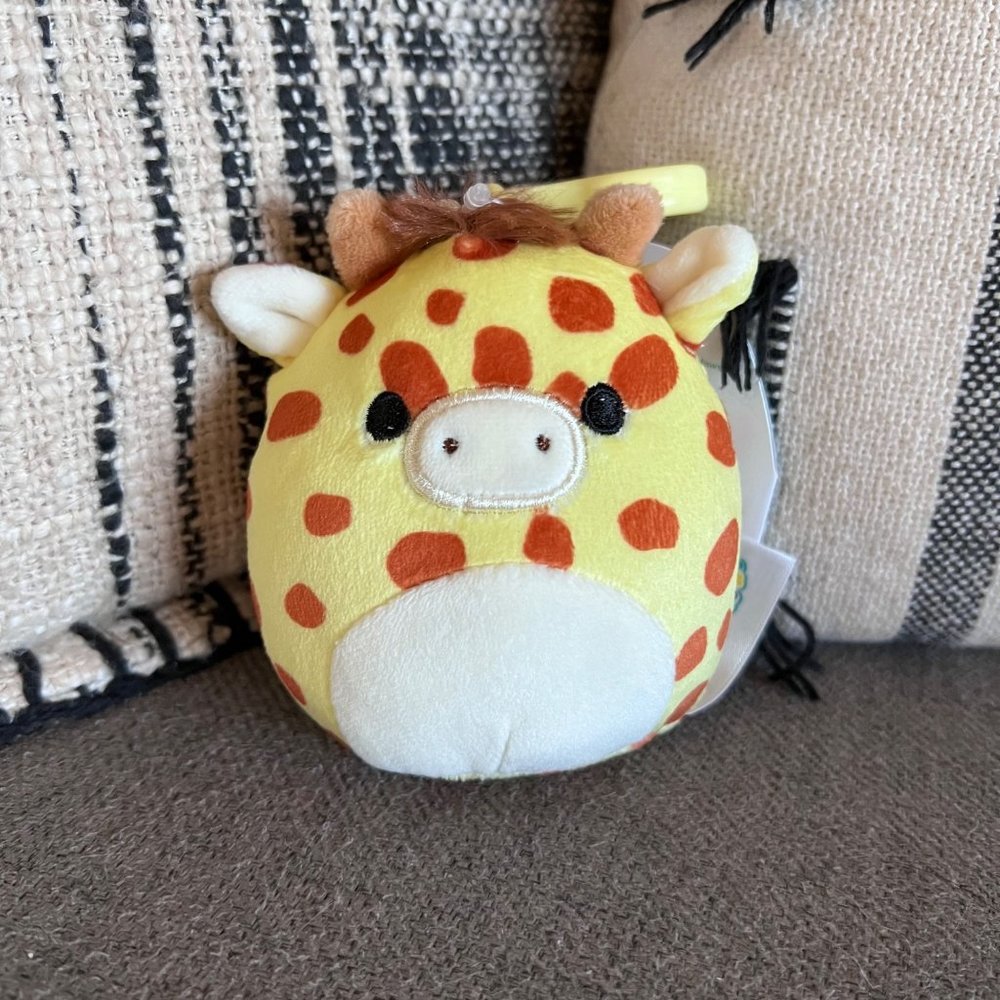 NWT 3” Gary the Giraffe Squishmallow Clip - Picture 1 of 6